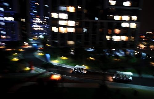 通宵達(dá)旦.jpg