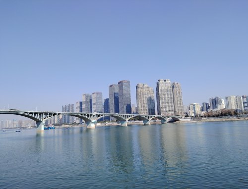 關(guān)于青春在于奮斗的勵志句子80句